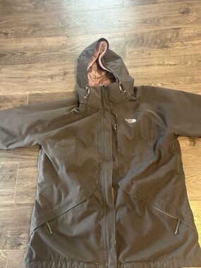 The North Face Women's Hooded Ski Jacket with Plush Purple lining